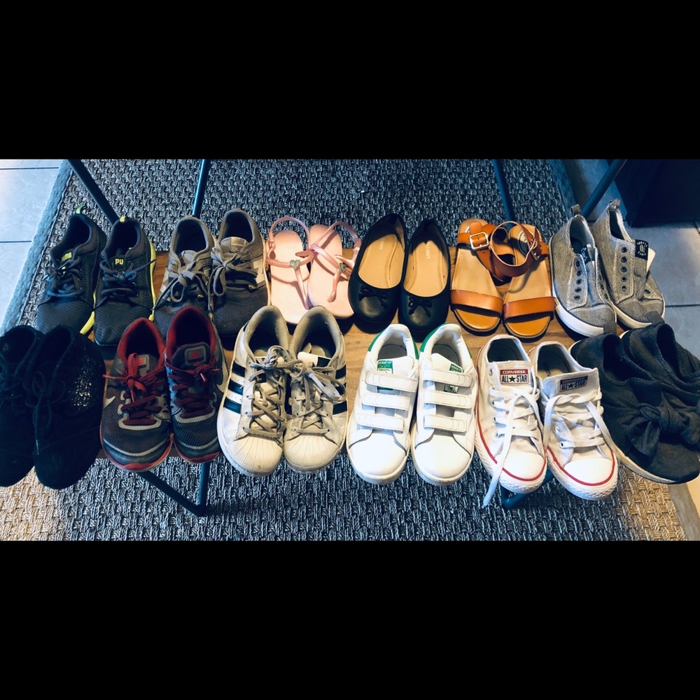 Lot of girls NAME BRAND shoes sz 13.5Y-2c